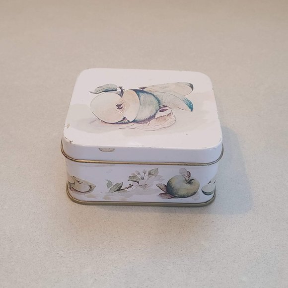 Set of 2 Decorative Tin Boxes - Picture 5 of 8